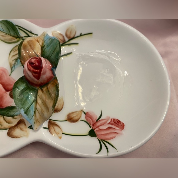 ESD JAPAN HAND PAINTED CERAMIC DOUBLE DISH WITH ROSE DECOR AND ROSE HANDLE - Picture 5 of 7